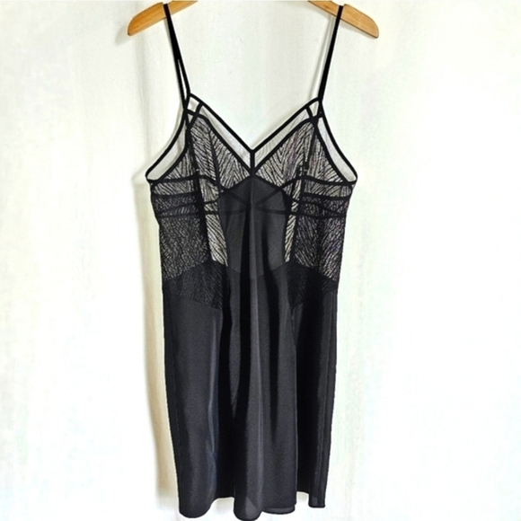 Calvin Klein Black Floral Lace Slip Dress - Picture 4 of 15